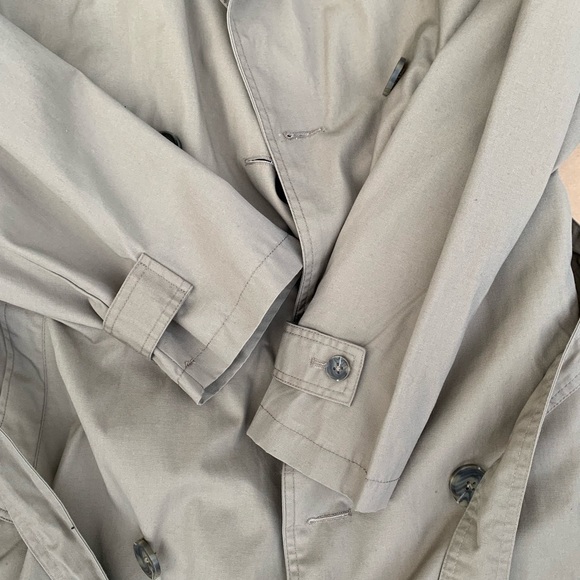 Urban Long Graphic Trench Coat Size Large - Picture 6 of 7